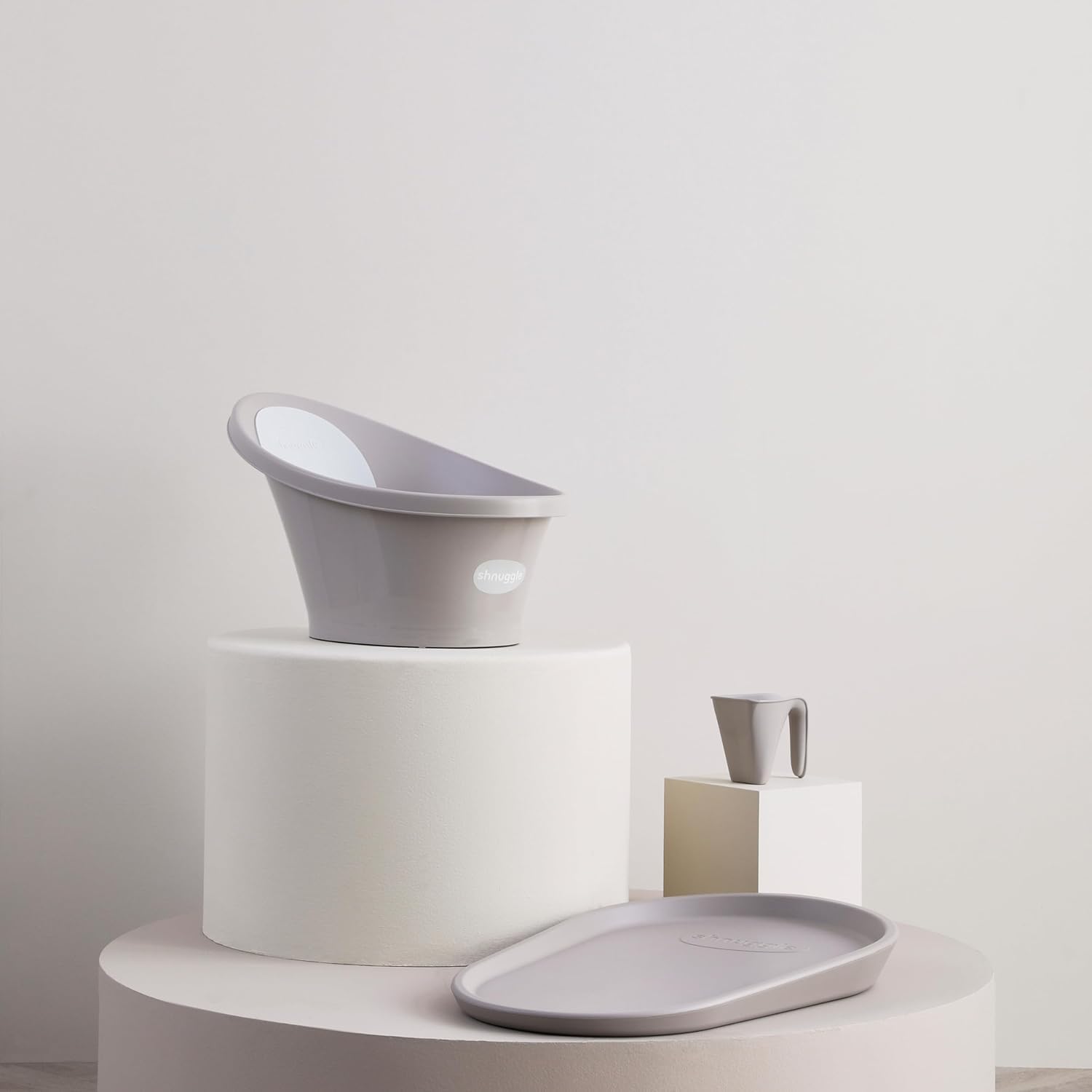 Shnuggle Baby Bath Tub, Suitable from Birth