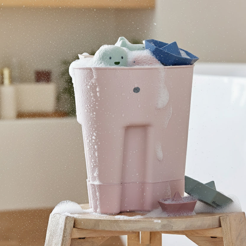 Shnuggle Bath Accessories Bundle 4-Piece Set