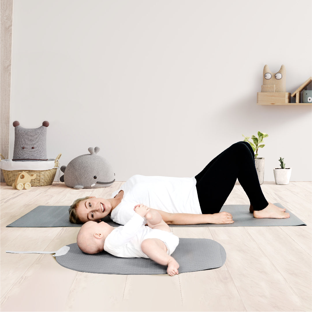 Shnuggle Portable Change, Play & Yoga Mat