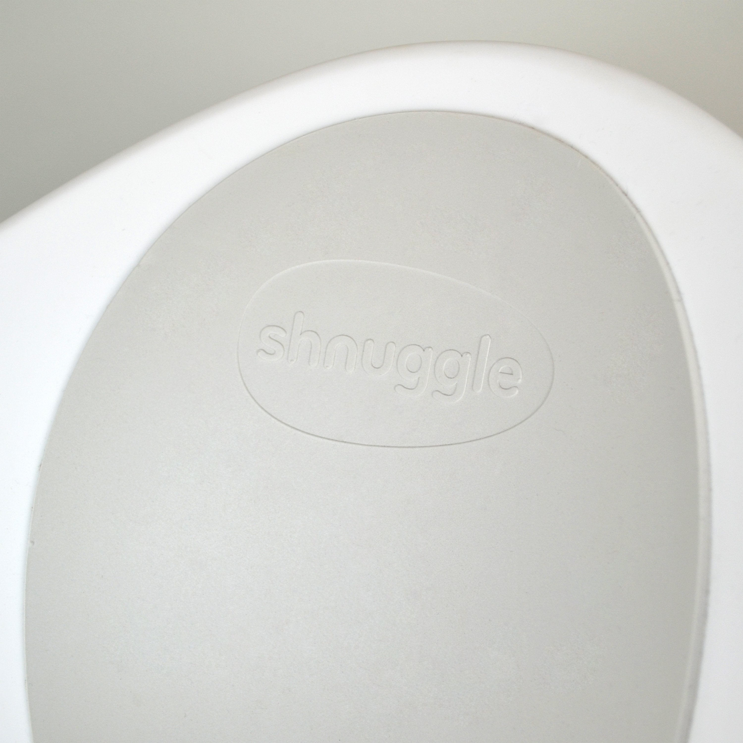 Shnuggle Baby Bath Tub, Suitable from Birth