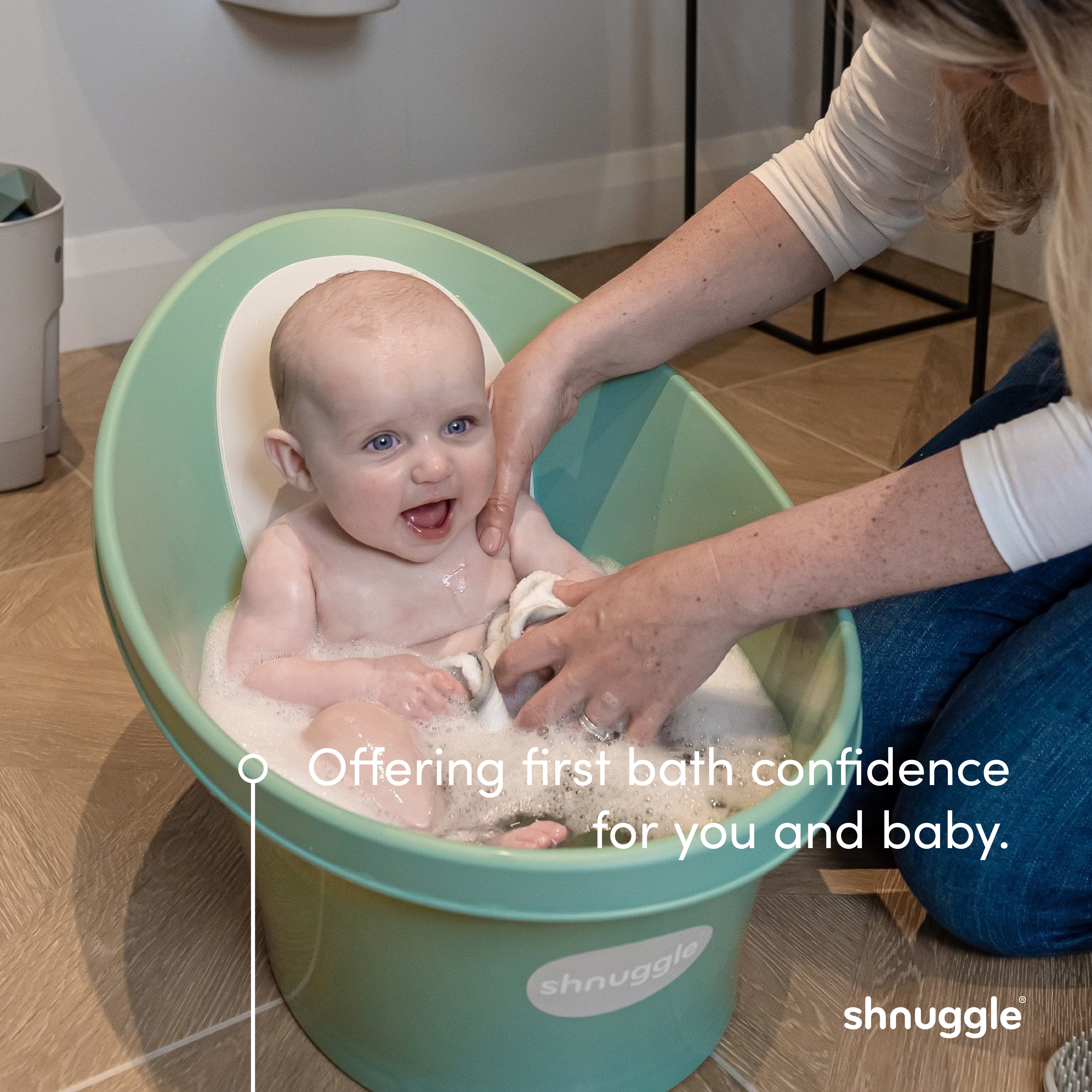 Shnuggle Baby Bath Tub, Suitable from Birth