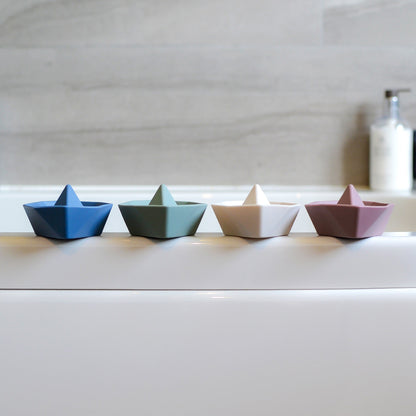 Shnuggle Bath Accessories Bundle  4-Piece Set